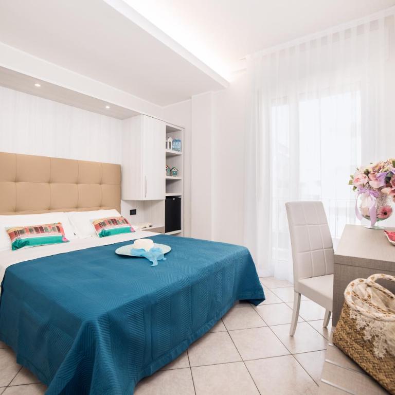 Viva Beach Hotel - 20m from the Beach & Large Breakfast - Camera Matrimoniale - 1