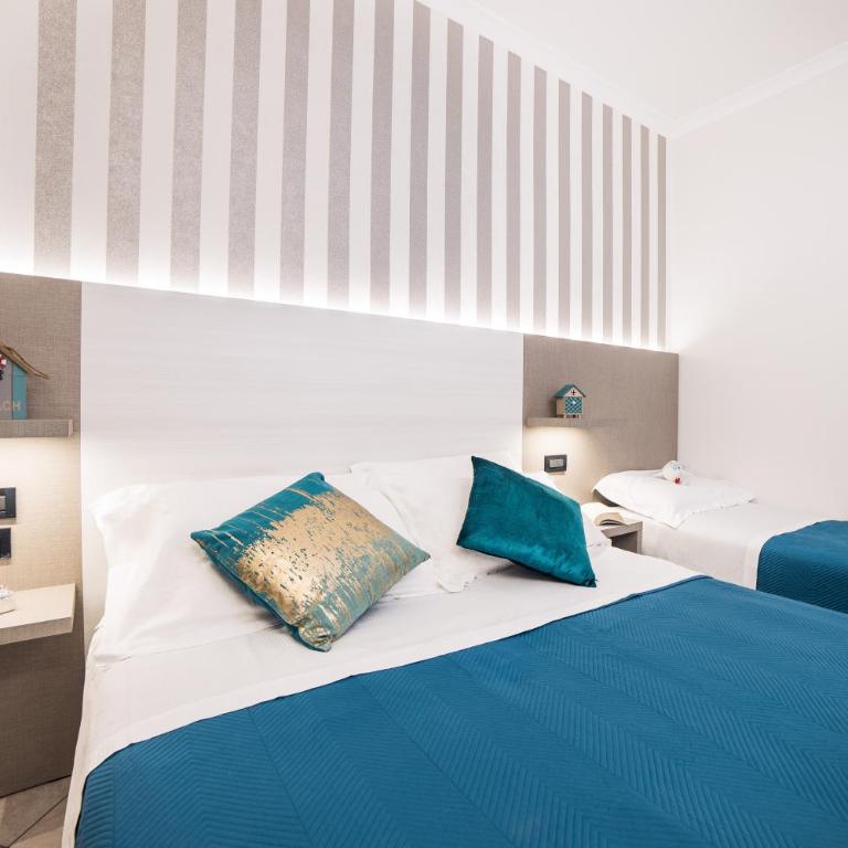 Viva Beach Hotel - 20m from the Beach & Large Breakfast - Camera Tripla - 2