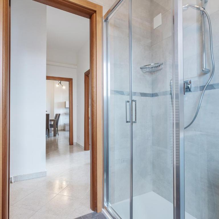 GuestHost - Luminoso Appartamento con Terrazzo Vicino all'Universita' - Two-Bedroom Apartment - 14