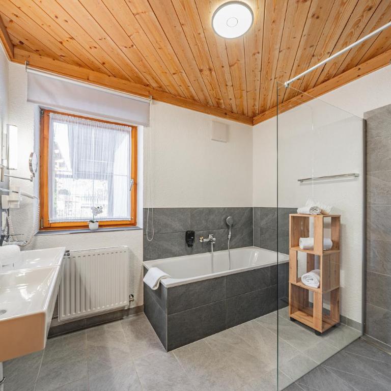 Almkönig - Apartment mit 2 Schlafzimmern - 7