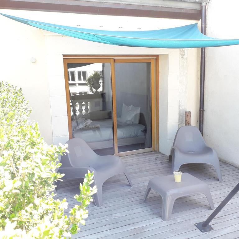Logis Villa C Hôtel - Villa avec Terrasse - 6