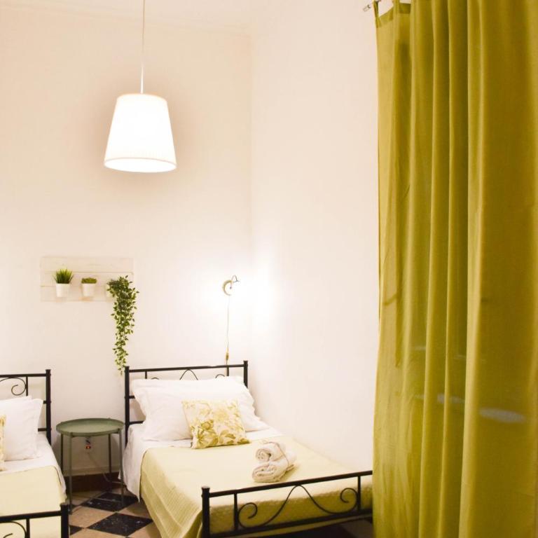 Casa Jolanda B&B - Camera Doppia con Letti Singoli e Bagno in Comune - 6