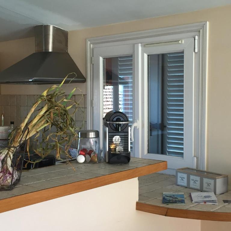 La tropezienne, Duplex 73 m2, 100 m du port, climatisation, grande terrasse - Apartment mit 3 Schlafzimmern - 14