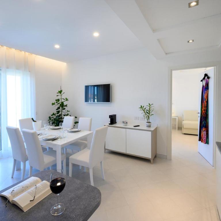 Angiolina Apartments - Two-Bedroom Apartment - 8