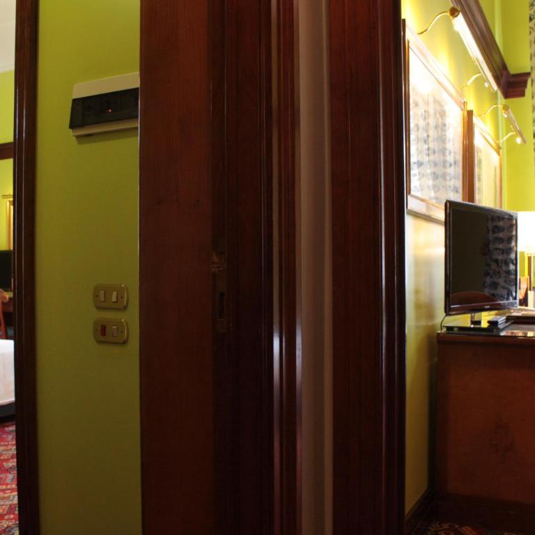 Hotel Albani Firenze - Camera Familiare - 1