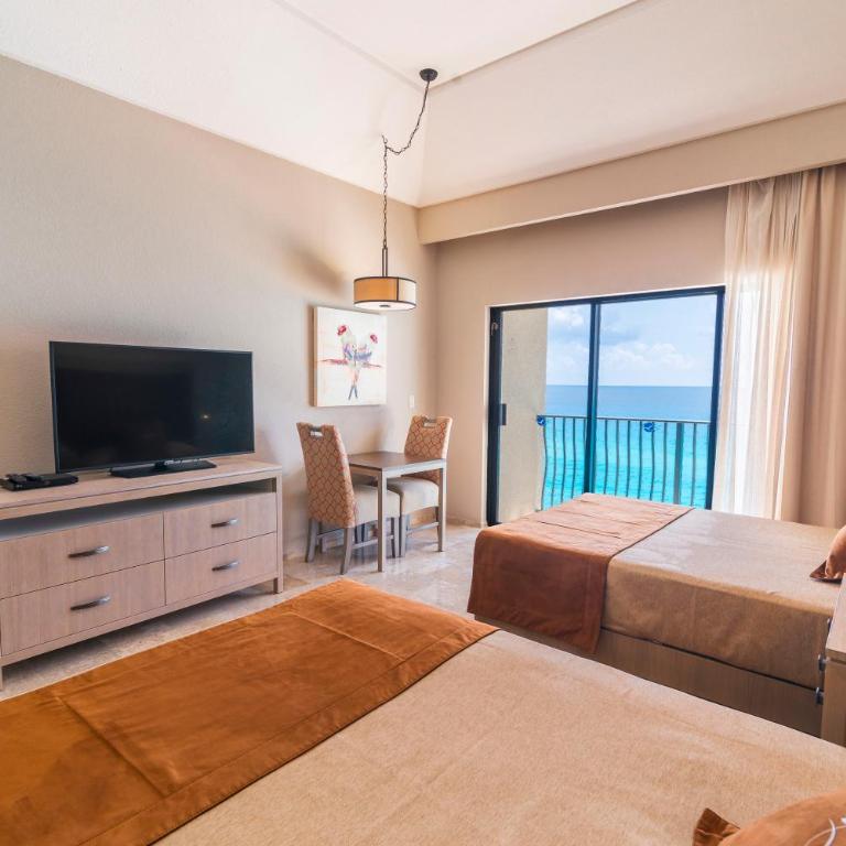 The Royal Sands Resort & Spa - Junior Suite BeachFront - 7