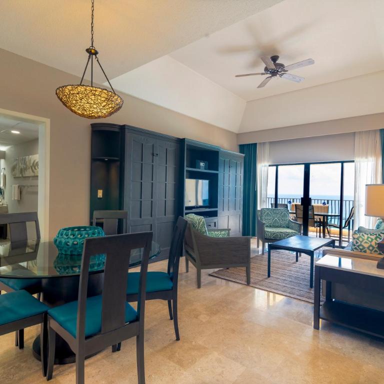 The Royal Sands Resort & Spa - Deluxe One Bedroom Suite Beachfront - 7