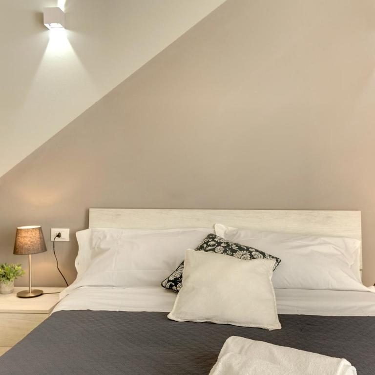 Sleep Tight Florence (Rooms) - Camera Matrimoniale con Giardino - 5
