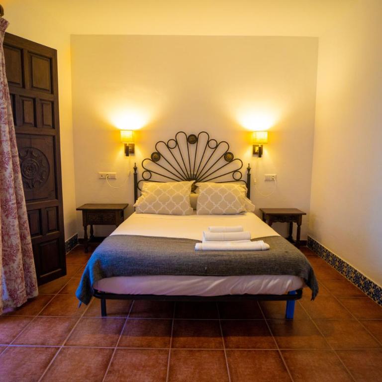 Apartamentos Terrazas del Tajo - Apartamento con vistas a las montañas - 4