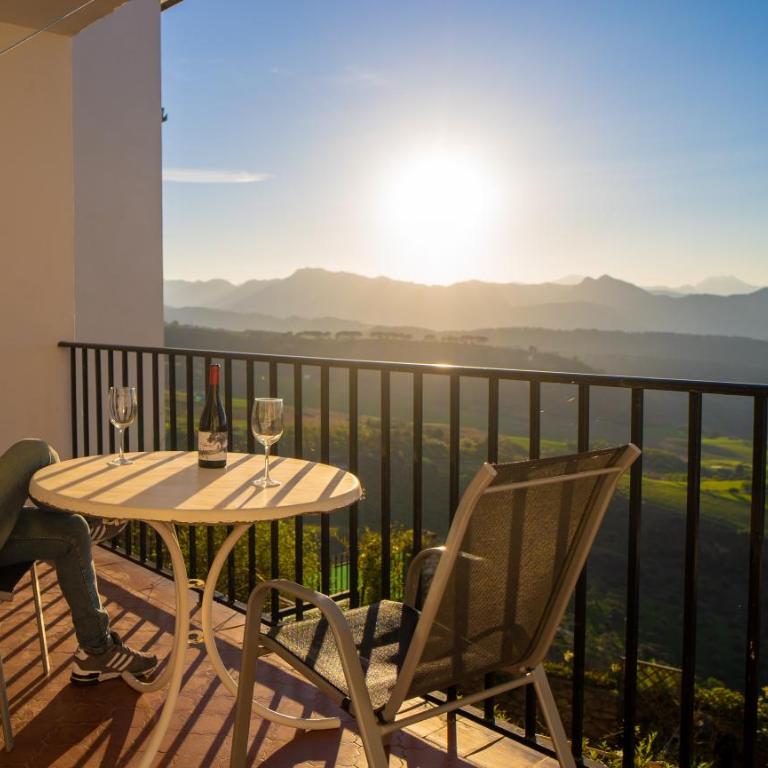 Apartamentos Terrazas del Tajo - Apartamento con vistas a las montañas - 16