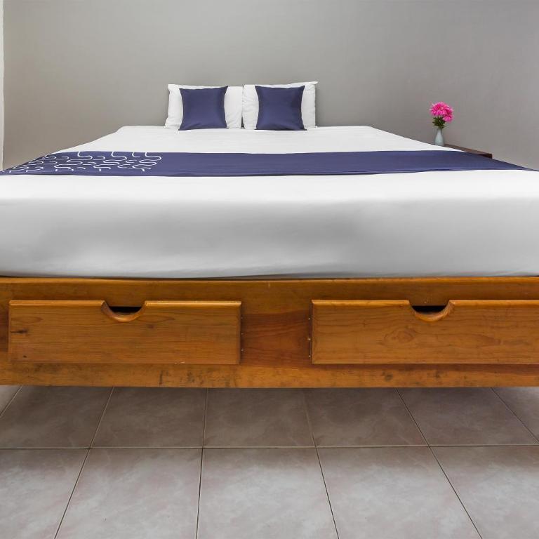 Hotel Kiin Cozumel - Habitación con cama extragrande. - 4