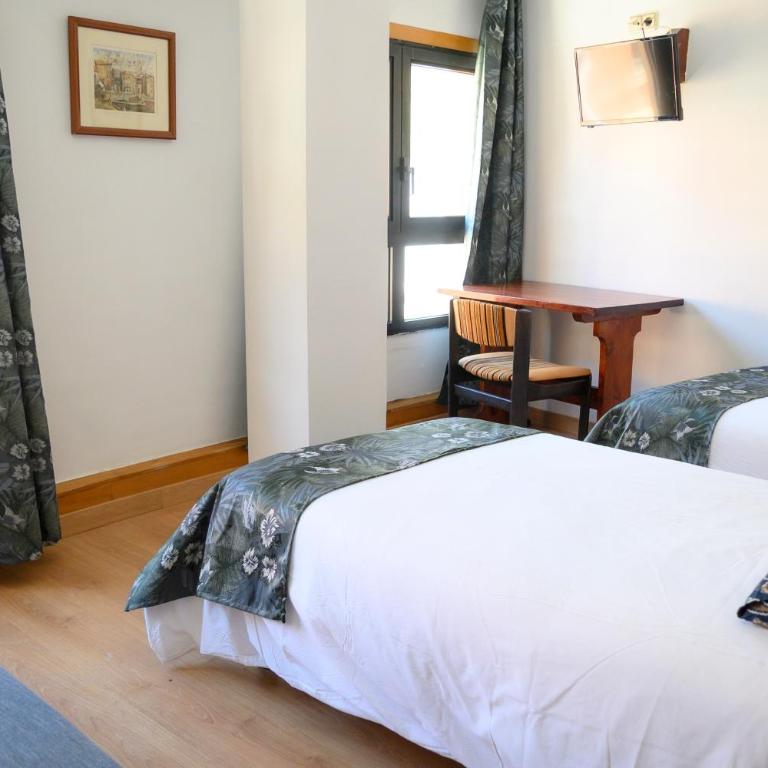 Hotel Merino - Habitación Triple (2 adultos + 1 niño) - 3