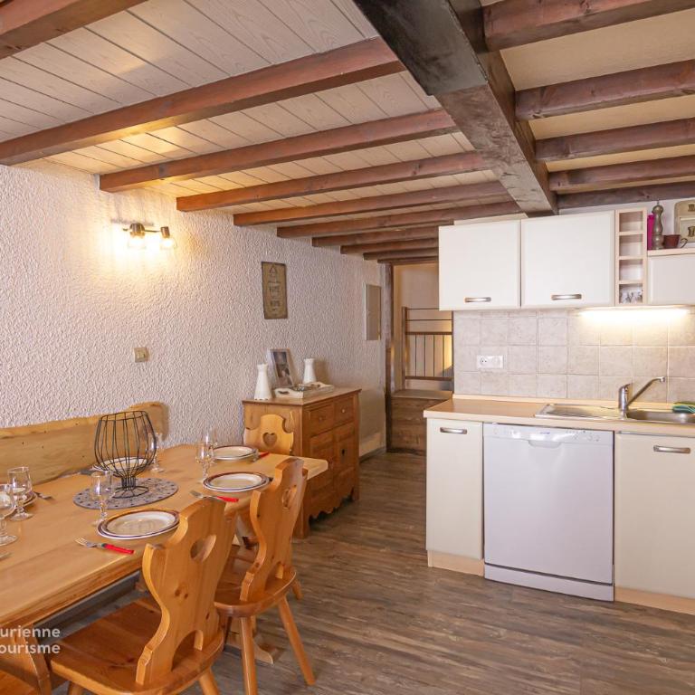Résidence Les hauts de Val Cenis - Appartement avec Vue sur la Montagne - 4