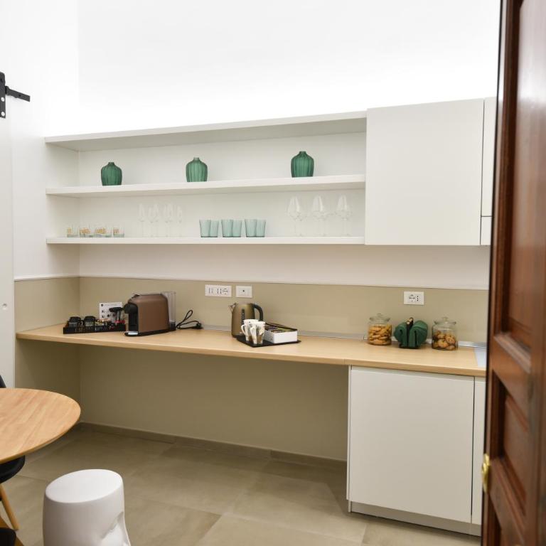 First Floor B&B - Appartamento con 1 Camera da Letto - 25