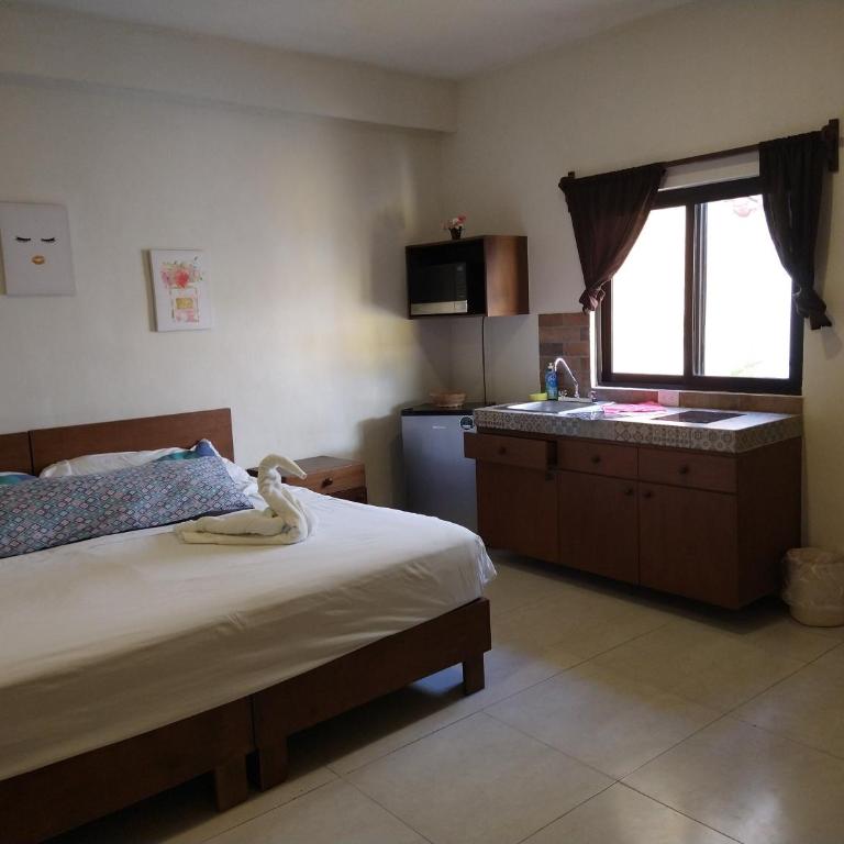 AKBAL Playa - Beach Zone - Suite con cama extragrande y vistas a la piscina - 2