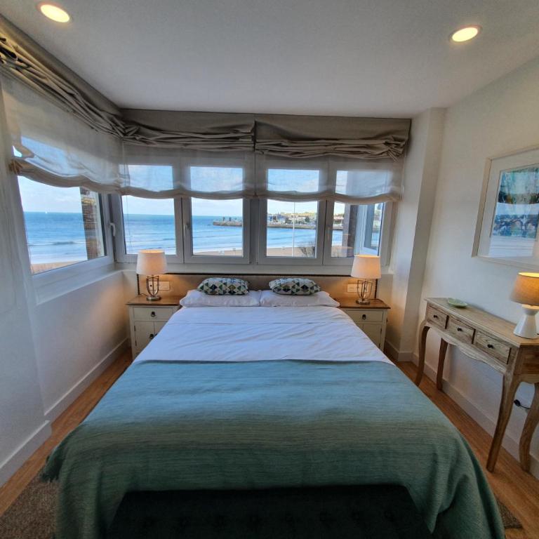 Playa 12 - El lujo de estar en 1ª Línea de playa - VUT-4043-AS - Apartamento de 3 dormitorios - 22