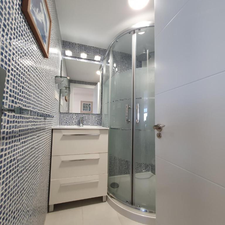 Playa 12 - El lujo de estar en 1ª Línea de playa - VUT-4043-AS - Apartamento de 3 dormitorios - 28