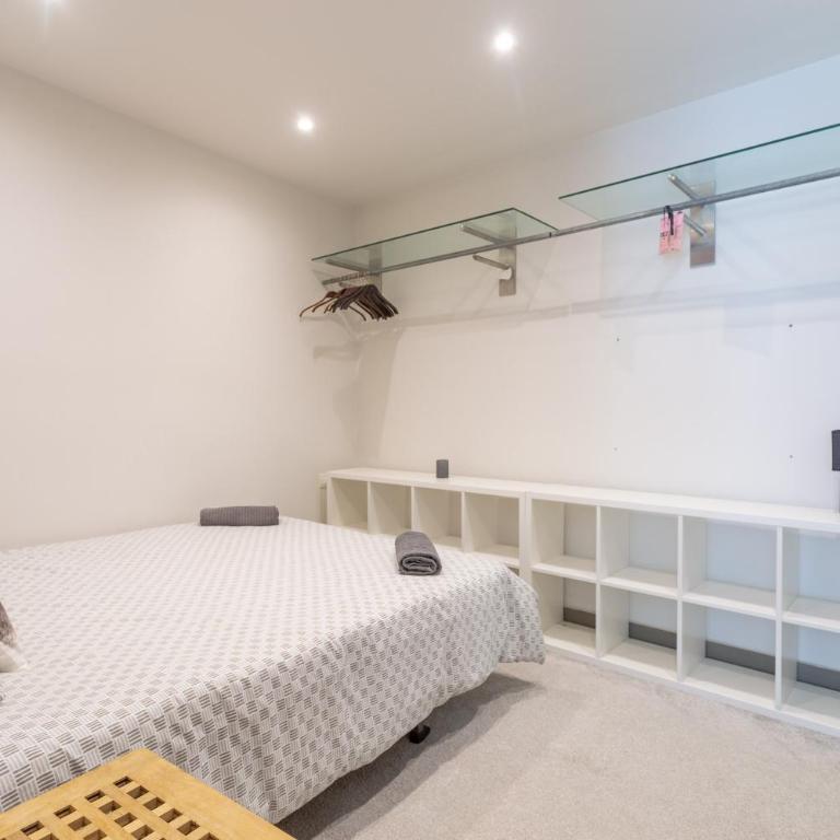 Modern 3 Bedroom Duplex Adeje City Center Wifi - Casa de 3 dormitorios - 11