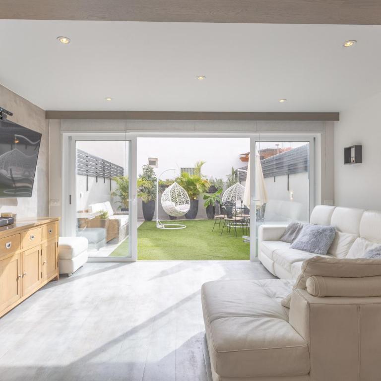 Modern 3 Bedroom Duplex Adeje City Center Wifi - Casa de 3 dormitorios - 19
