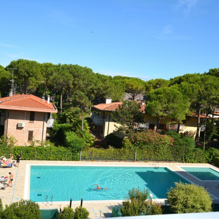 Lignano Riviera economico con piscina - Appartamento con Vista Piscina - 2