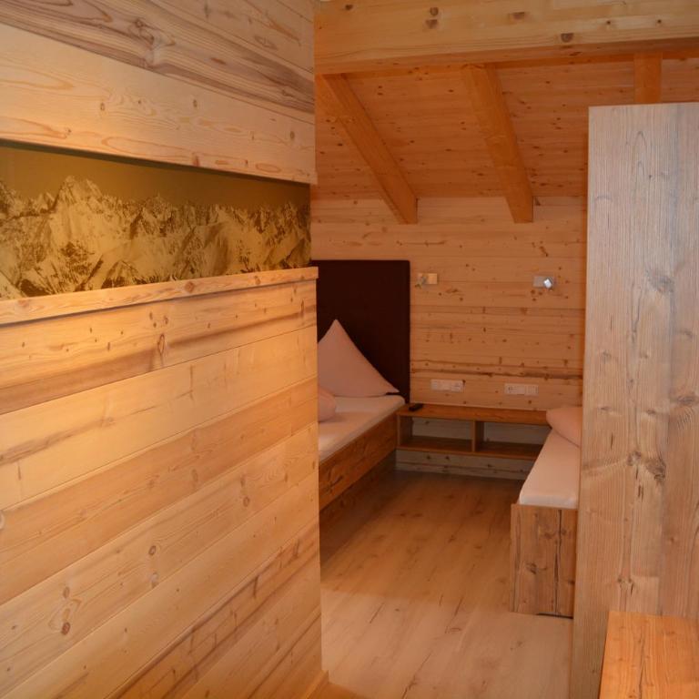 Tischlerei Rudigier Vermietung - Apartment mit Balkon - 2