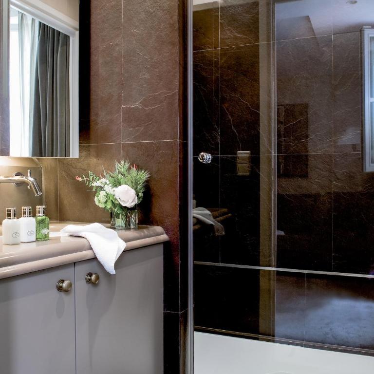 Esprit Saint Germain - Suite Club - 3