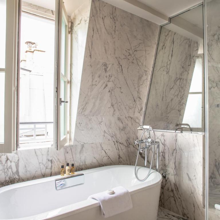 Esprit Saint Germain - Suite con Terrazza Club - 6