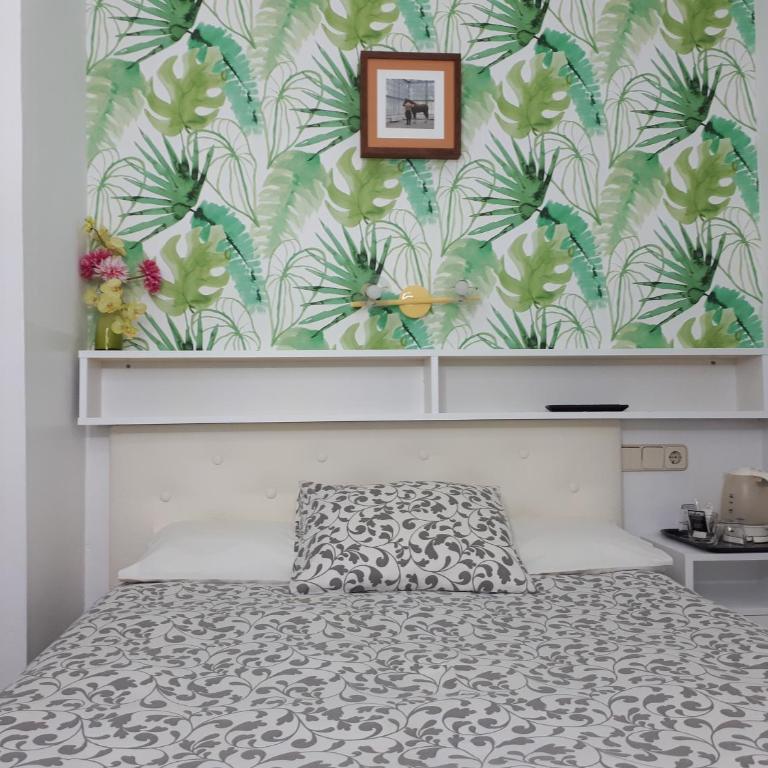 Hostal Casa Chueca - Single Room with Private Bathroom - 7