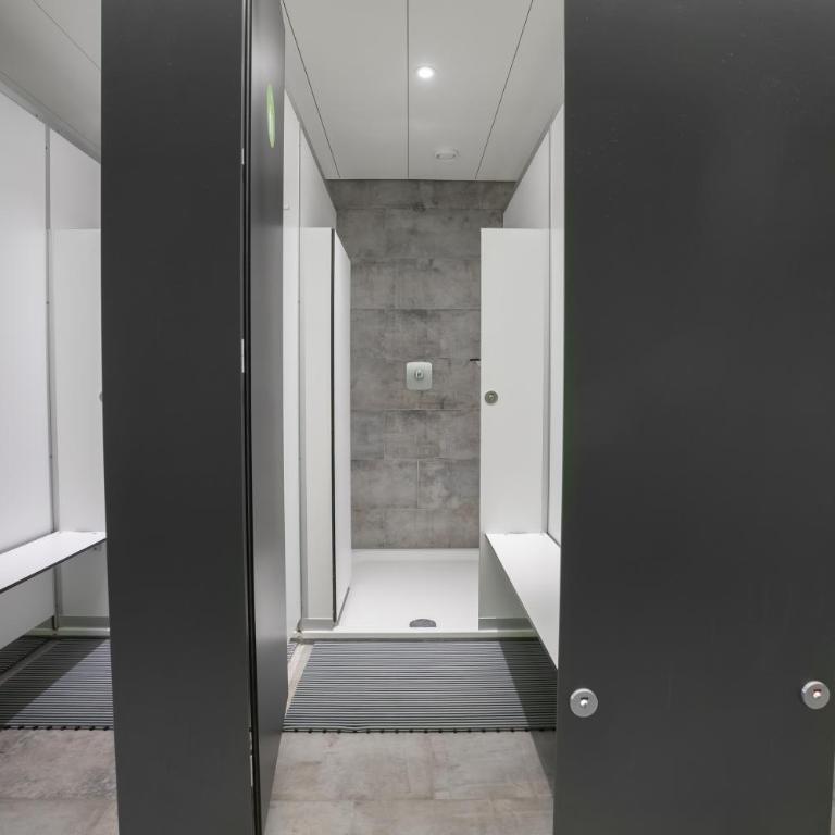 Nyon Hostel - Bett im Frauenschlafsaal mit 6 Betten - 11