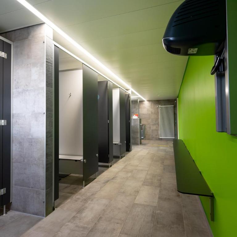Nyon Hostel - Bett im Frauenschlafsaal mit 6 Betten - 9