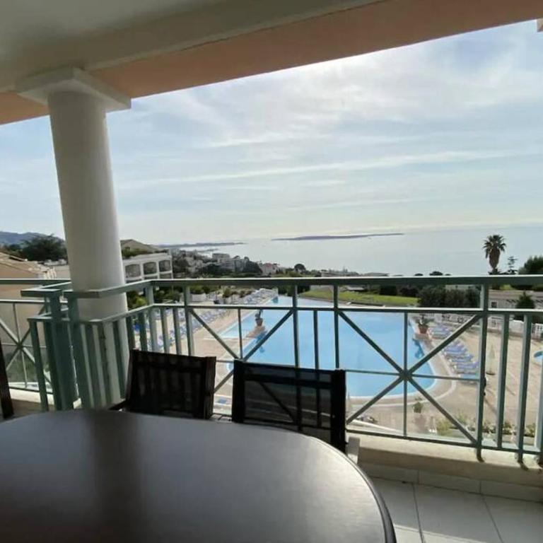 C021 Lumineux appartement avec Terrasse et Piscine - Apartment mit Meerblick - 1