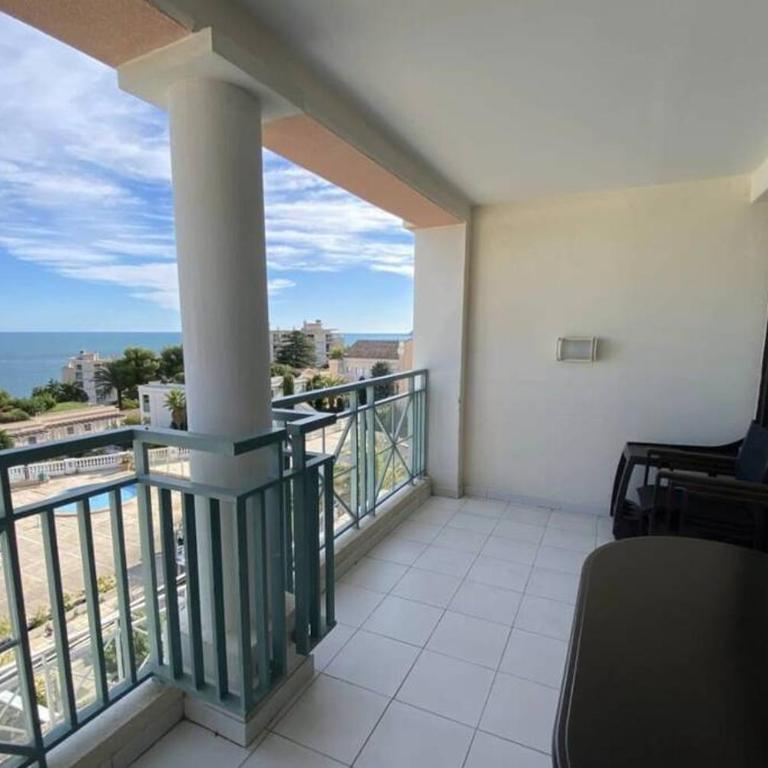 C021 Lumineux appartement avec Terrasse et Piscine - Apartment mit Meerblick - 7