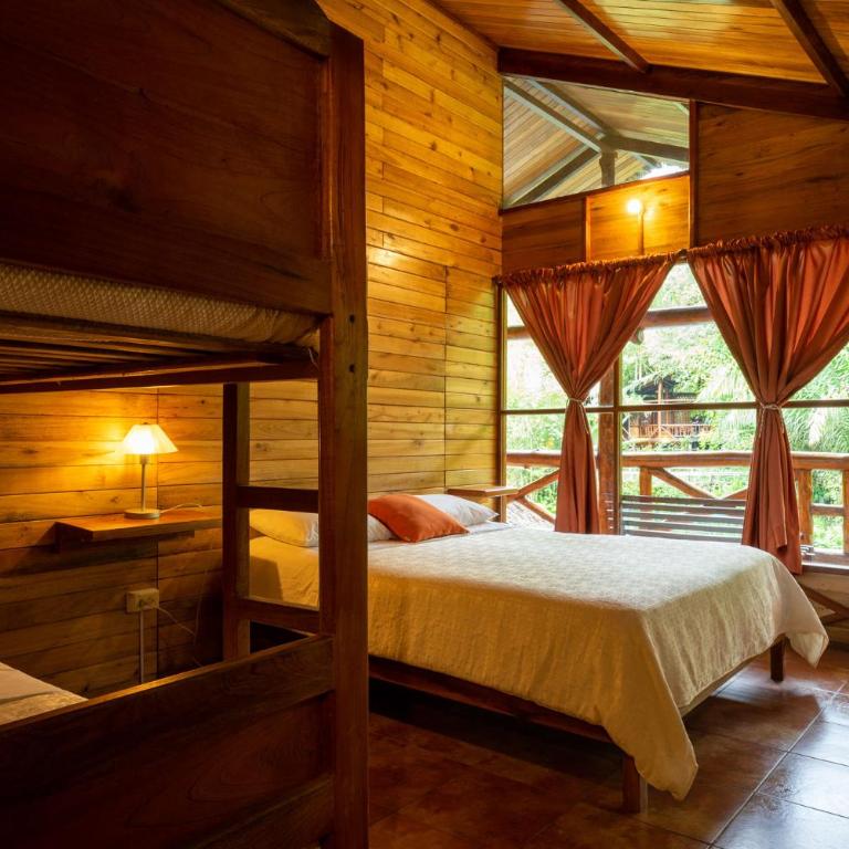 Mindo Lago Hotel Destino - Habitación cuádruple - 1
