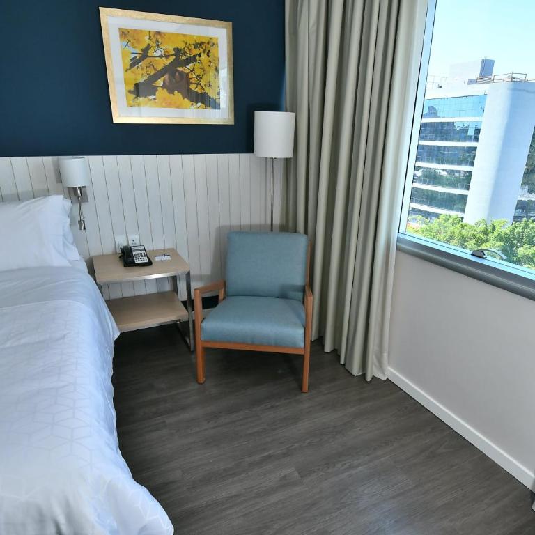 Holiday Inn Express Asuncion Aviadores by IHG - Habitación Estándar - Cama extragrande - 1