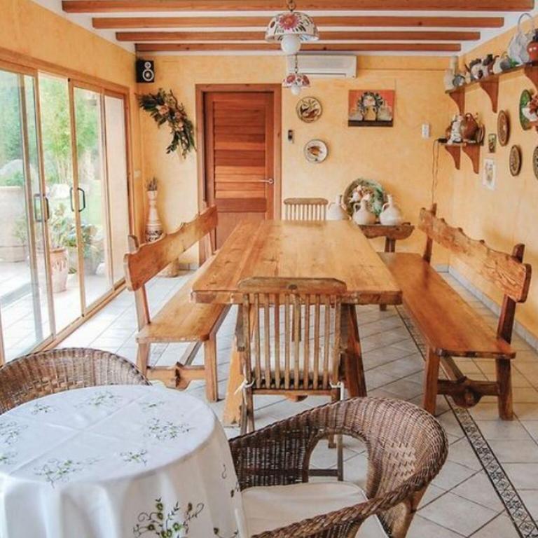 Pretty Villa with Sun Loungers - Villa de 4 dormitorios - 13