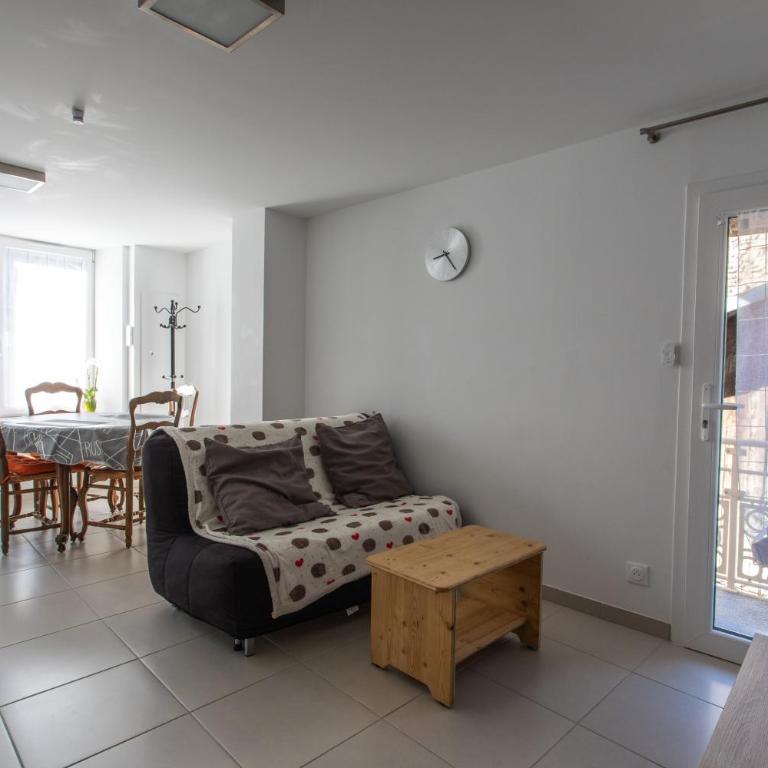 L'écureuil climatisé en centre ville d'Embrun dans "La vieille maison" - Appartement 1 Chambre - 11