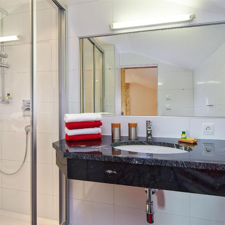 Am Sonnhof - Deluxe Apartment mit 3 Schlafzimmern und Balkon - 10