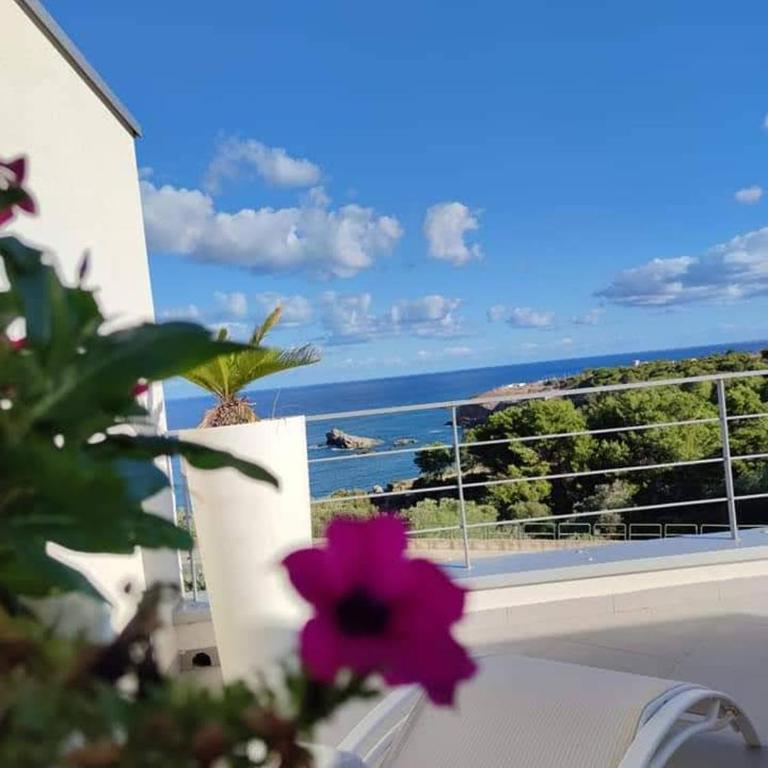 Zabbàra B&B - Camera Deluxe Matrimoniale con Vista Mare - 2