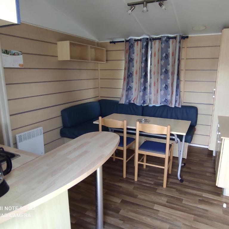 Mobil home 5-6 personnes - climatisé - Maison 2 Chambres - 4
