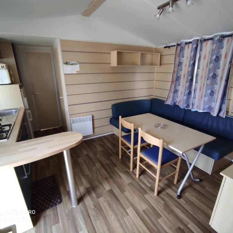 Mobil home 5-6 personnes - climatisé - Maison 2 Chambres - 8