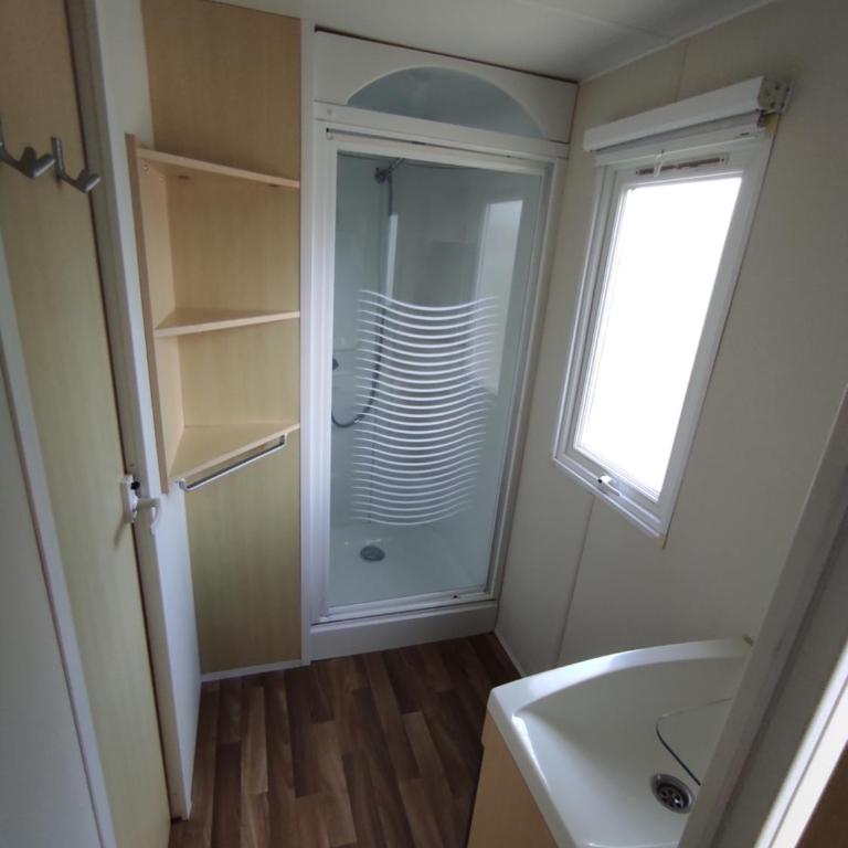 Mobil home 5-6 personnes - climatisé - Maison 2 Chambres - 10