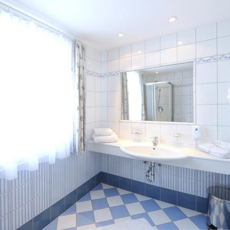 Aparthotel Kristall - Apartment - 9