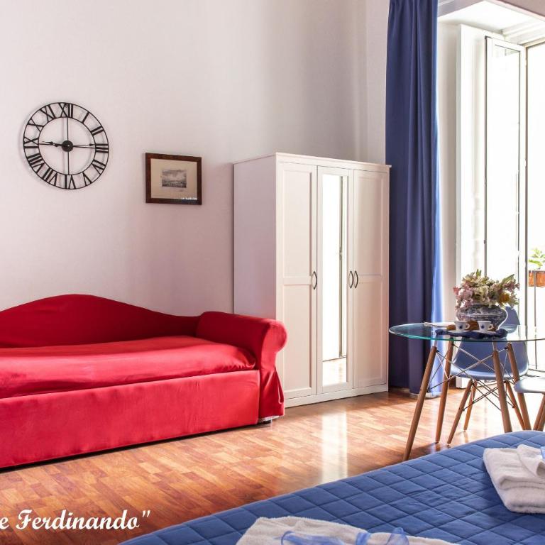 B&B Relais Napoli Reale - Quadruple Room with Private Bathroom - 9