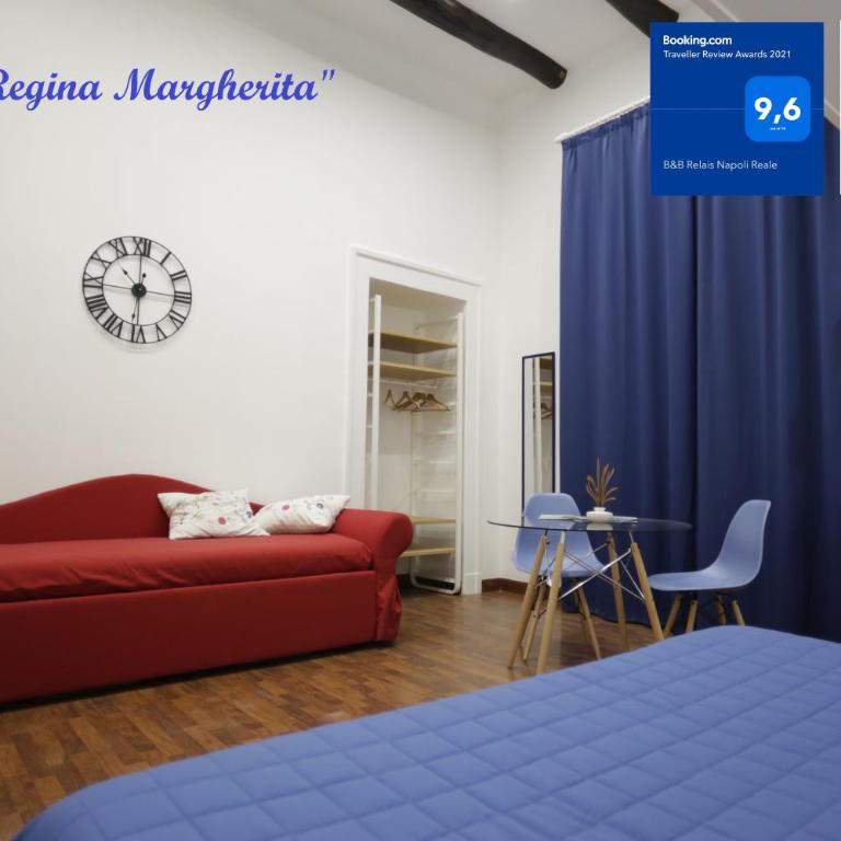 B&B Relais Napoli Reale - Quadruple Room with Private Bathroom - 4