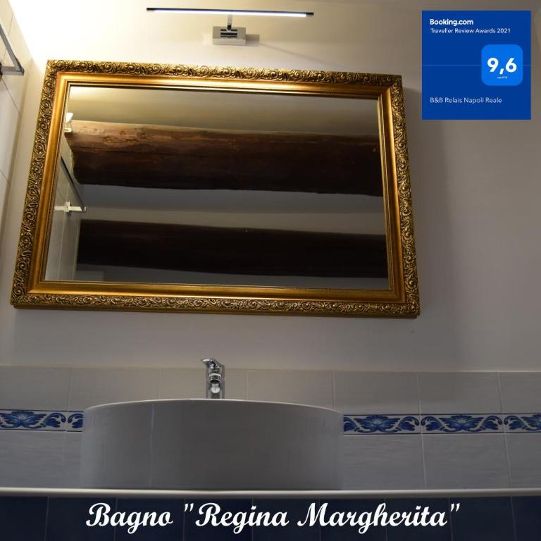 B&B Relais Napoli Reale - Quadruple Room with Private Bathroom - 6