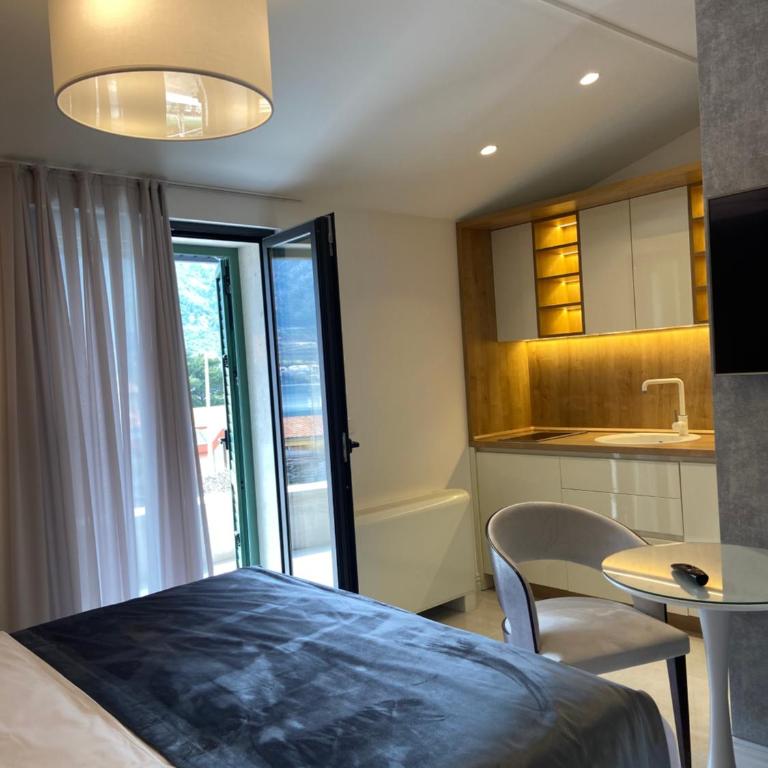 Kotor Lux apartments and rooms - Apartman sa Pogledom na More - 4