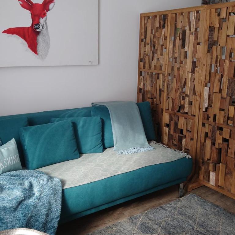 Maurers Schlierseetraum 1 hochwertige Erdgeschosswohnung mit allen Raffinessen erfreut sich auch Urlauber idealerweise für Paar mit Kindern geeignet und Vierbeiner Dank des tollen Zauns auf der Terrasse stylisch und edel von der Ausstattung mit 64 qm - Apartment mit 1 Schlafzimmer - 19