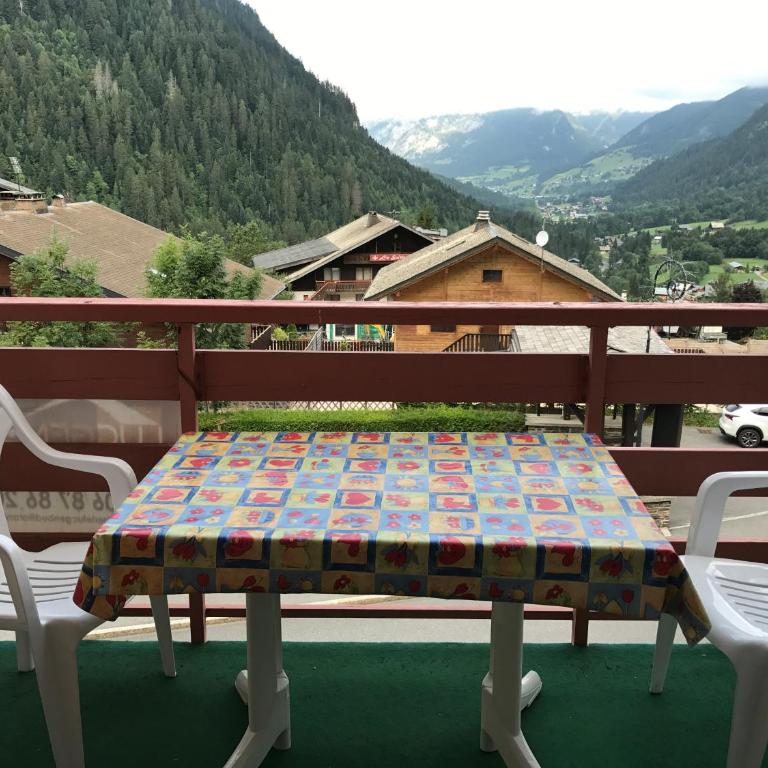 Ambrunes 9 - Grand studio rénové dans le centre de Châtel - Appartement avec Vue sur la Montagne - 5