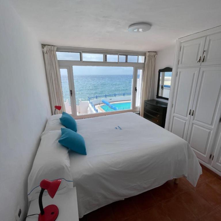 Villa Caleton - Villa - Beach Front - 23