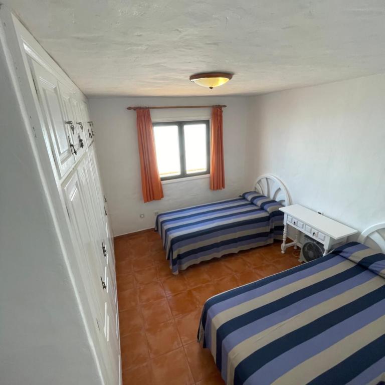 Villa Caleton - Villa - Beach Front - 29
